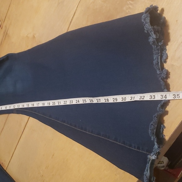 LUCKY AND BLESSED EXTREME FLARE HIGH RISE DARK WASH JEANS SZ 16 - Picture 11 of 13
